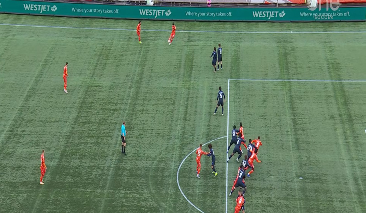 Regula lui Wenger, testată în premieră: Offside-ul se schimbă în fotbal. Ce alte surprize ne așteaptă?