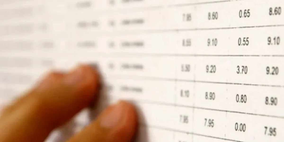 Rezultate-ingrijoratoare-la-simularea-Bacalaureatului-2026.-Peste-40-dintre-elevi-nu-ar-promova-exam.webp - NewsFactor