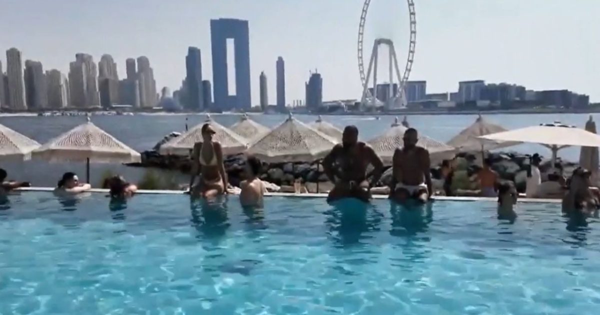 Greu încercat de război: Paradisul turistic se transformă în iad, cazări la minim