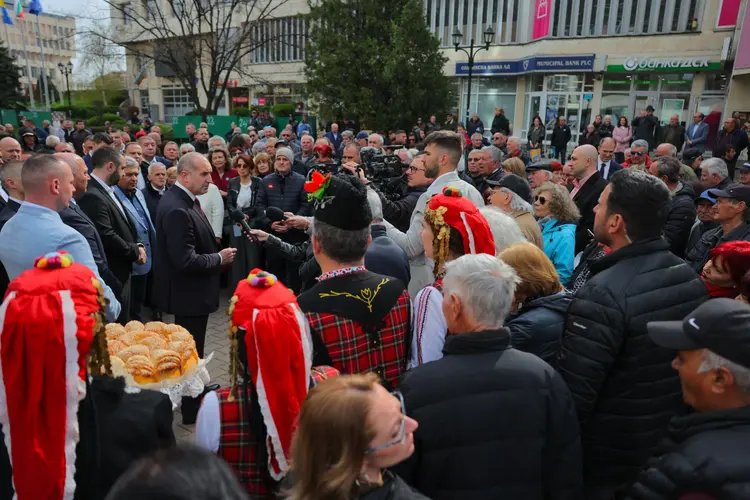 Bulgaria: Rumen Radev, noul partid și ispita modelului Orban sau Magyar?
