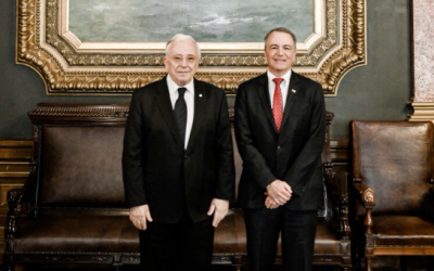 Trump trimite emisari la București: Ce-i cere SUA lui Isărescu