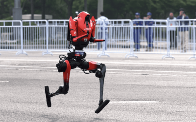 Roboții umanoizi uimesc: De la finiș la record mondial în China!