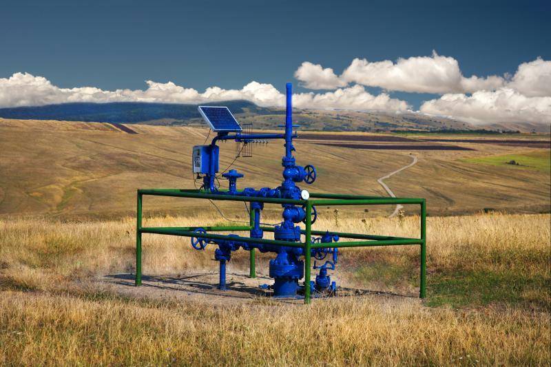 Record de adâncime pentru sonda 76 Rosetti a Romgaz în proiectul Caragele Sonda 76 Rosetti, parte a proiectului Caragele de exploatare a gazelor naturale, a atins o adâncime record de 5.256 de metri