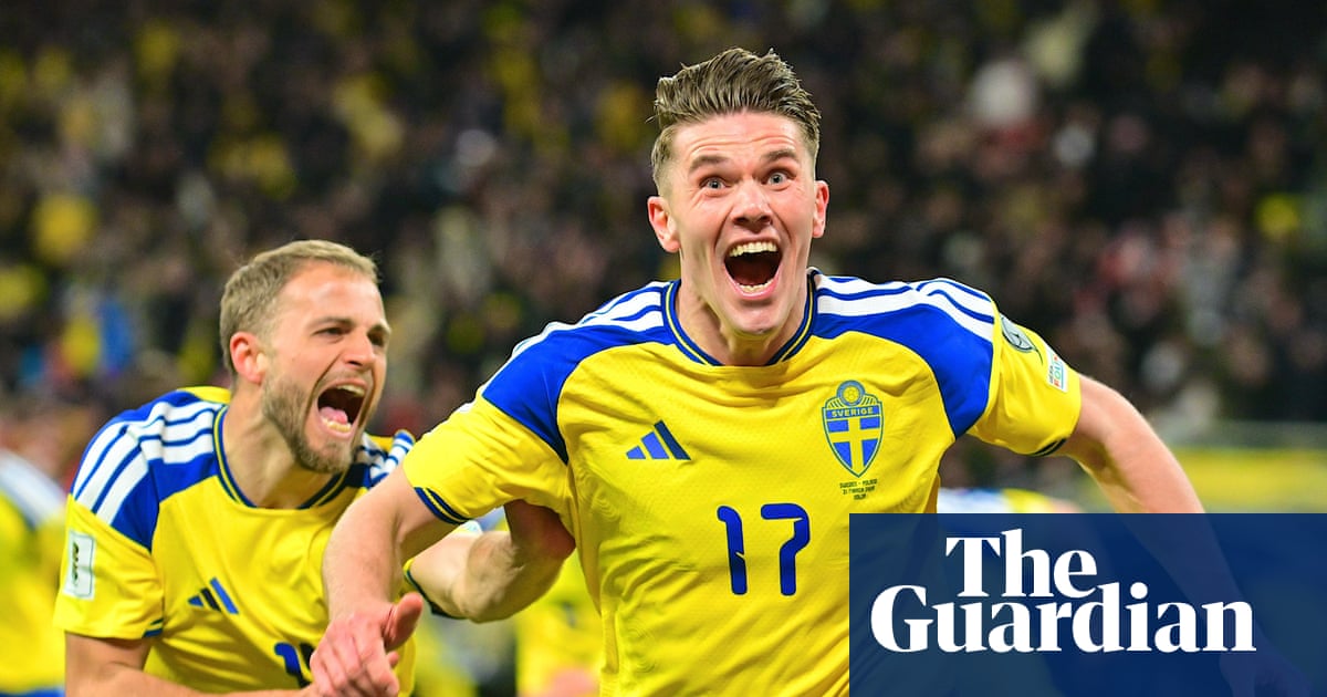 Suedia, cu Graham Potter la timonă, merge la Cupa Mondială în detrimentul Poloniei lui Robert Lewandowski Suedia, condusă de antrenorul Graham Potter, a obținut calificarea la Cupa Mondială, lăsând Polonia, cu starul Robert Lewandowski, pe dinafară
