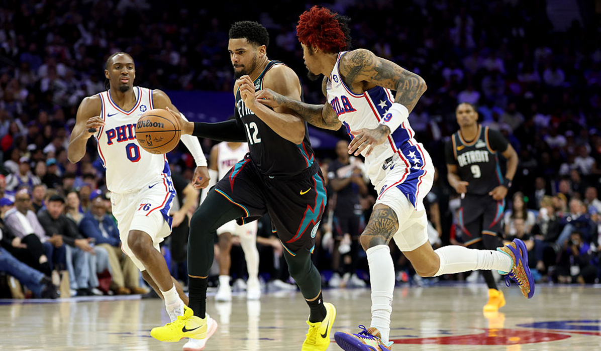 DETROIT PISTONS revine în forță: A cucerit primul loc în Est după 19 ani DETROIT PISTONS a reușit o performanță remarcabilă în sezonul regulat din NBA, asigurându-și matematic avantajul terenului propriu în Conferința de Est