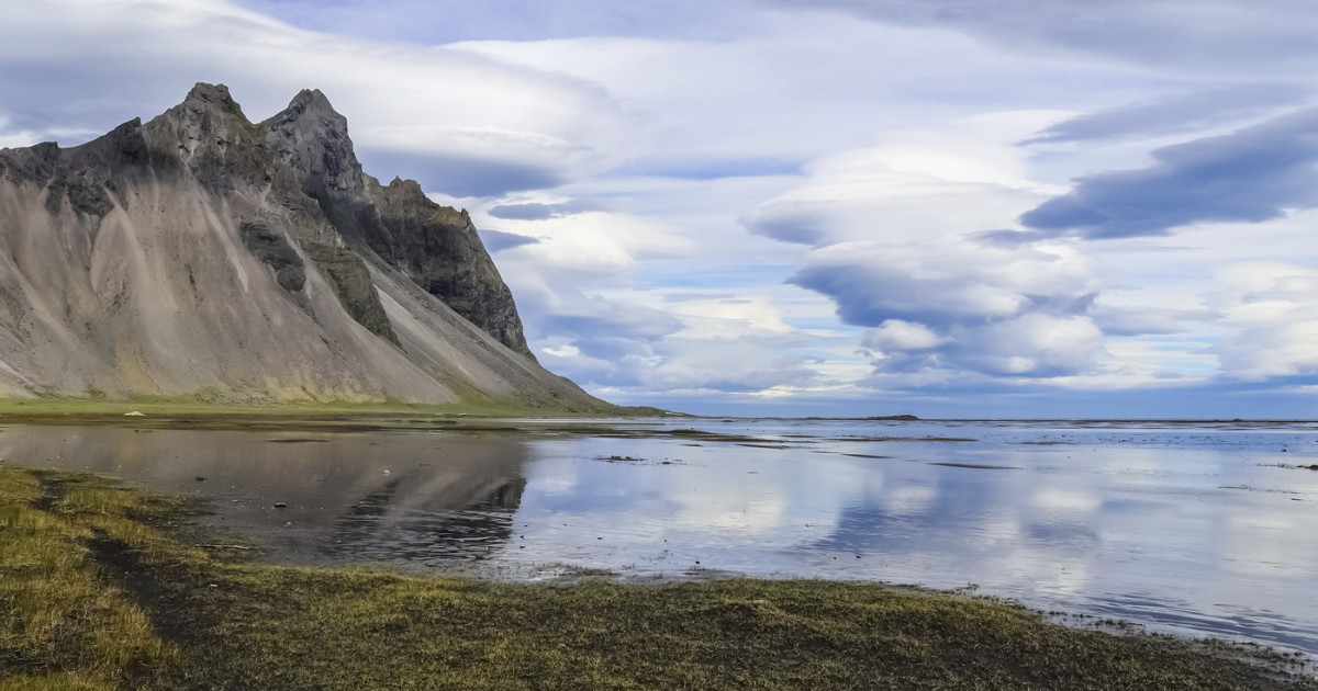 O companie aeriană oferă o vacanță gratuită și 43.000 de euro „celui mai slab fotograf”, ca să facă poze proaste în Islanda