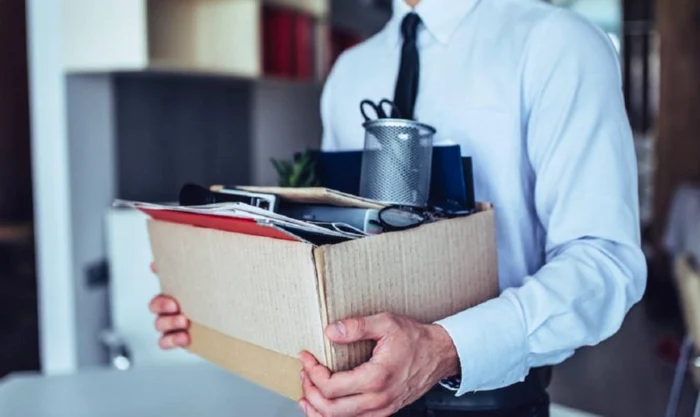 Val de concedieri: Ce companii din România dau afară angajați și unde e criza