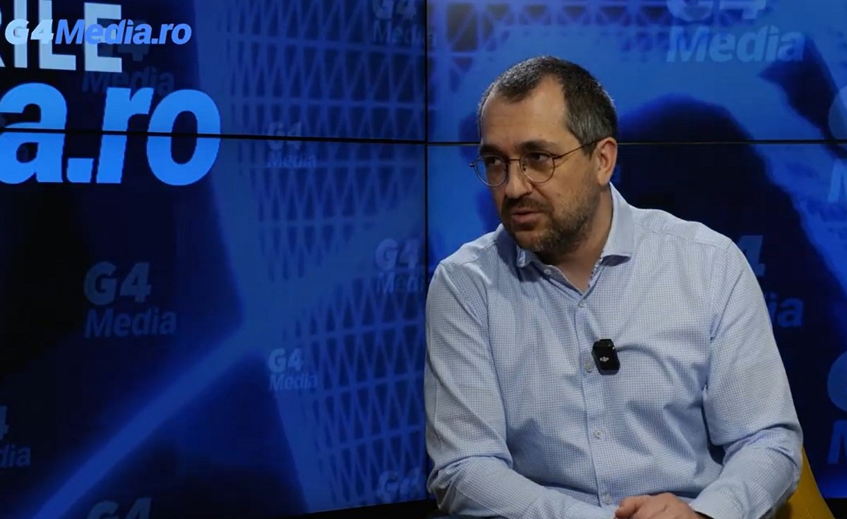 Fostul ministru al Sănătății, Vlad Voiculescu, cere publicarea contractelor de achiziție a vaccinurilor Fostul ministru al Sănătății, Vlad Voiculescu, a solicitat publicarea documentelor privind achiziția de vaccinuri în timpul pandemiei de COVID-19