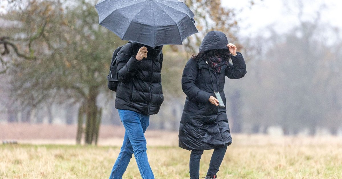 Vremea se strică: Ploi, vânt puternic și ninsori în toată țara. Cum va fi în București?