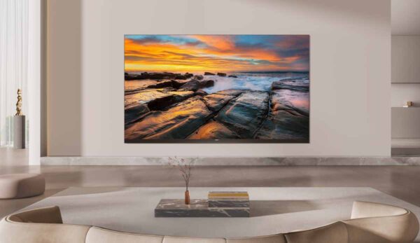 TCL X11L, televizorul super-premium, ajunge în Europa