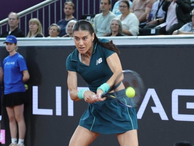 Sorana Cîrstea s-a calificat în sferturile de finală ale turneului WTA de la Linz, după ce adversara sa, Dalma Galfi, a abandonat în primul set