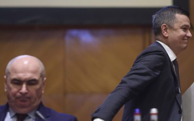 PSD dă lovitura: 7 miniștri demisionează Joi și moțiune împotriva lui Bolojan