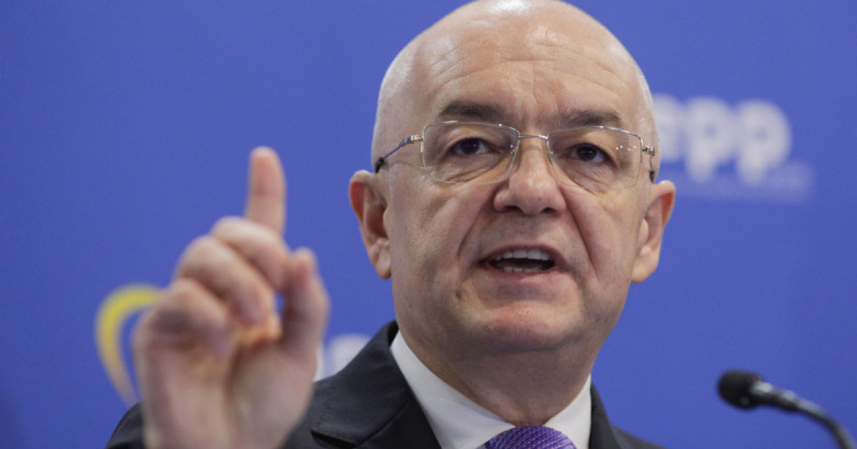 Boc, după retragerea PSD: E greșeală istorică, alternativa e haos sau dezastru