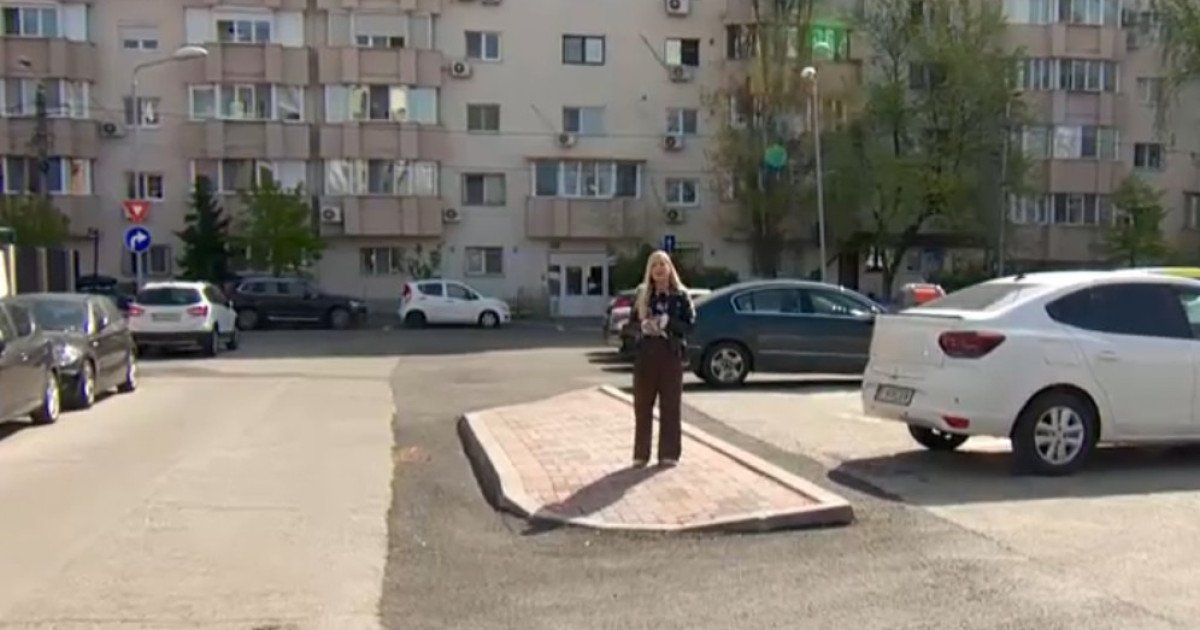 O „insulă” de pavele a blocat strada în București: Explicațiile Sectorului 3