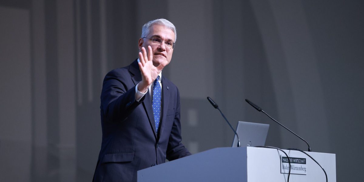 Pîslaru, despre PNRR: Guvernul folosește „semafor” pentru reforme, monitorizare intensă