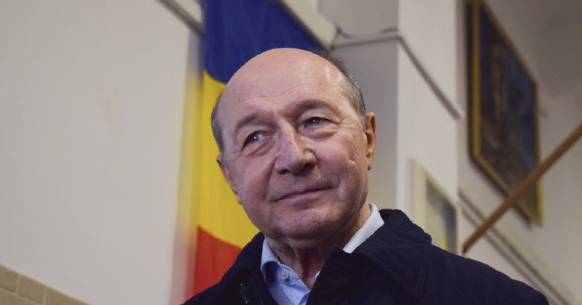Băsescu: Singura soluție la era Trump e armata europeană