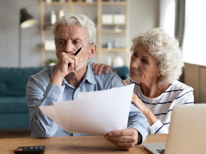 Pensionar cu salariu de 3.500 lei, pensie de râs: Cum se calculează?