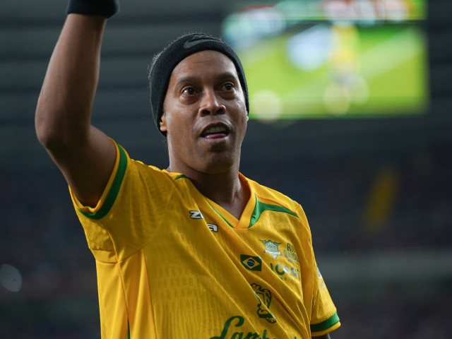 Ronaldinho, falimentat: De la 125 milioane € la 6 euro și un cont gol