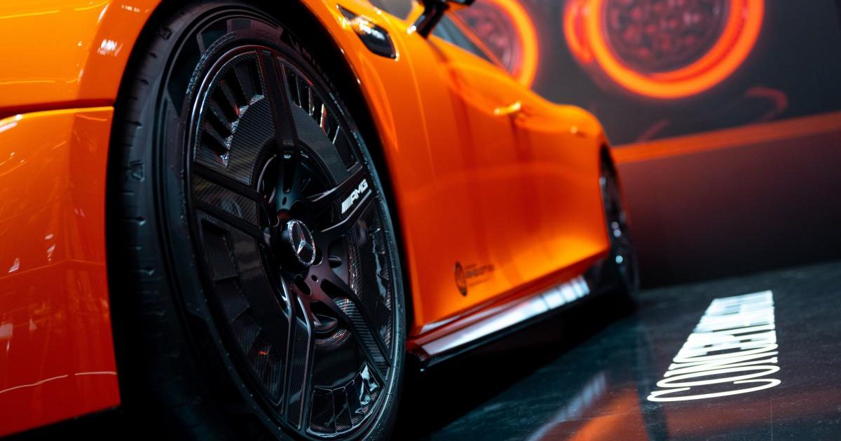 Mercedes AMG GT, fără plată! Furt de benzină de 1,4 mil. €/săptămână în România