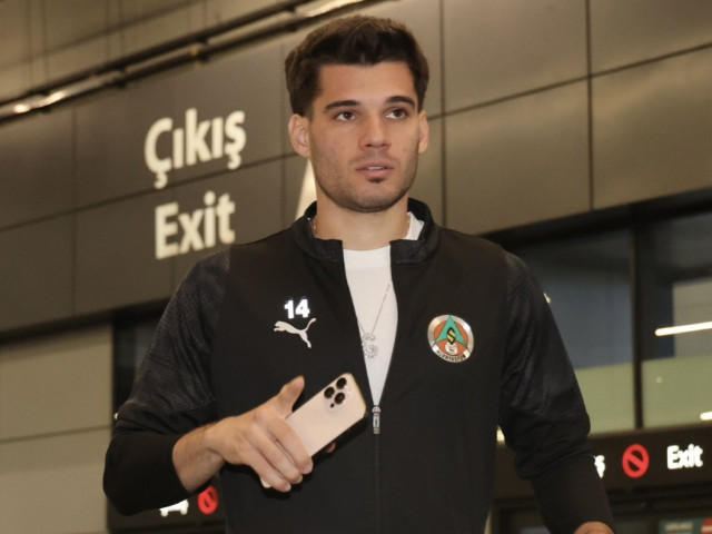 Hagi, la un pas de plecare de la Alanyaspor? Decizia turcilor, după absența din lot