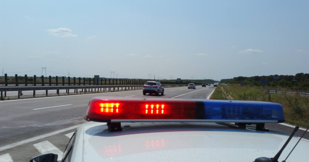 Șofer Speed King, prins cu 224 km/h pe A1: Amenda usturătoare și permis suspendat