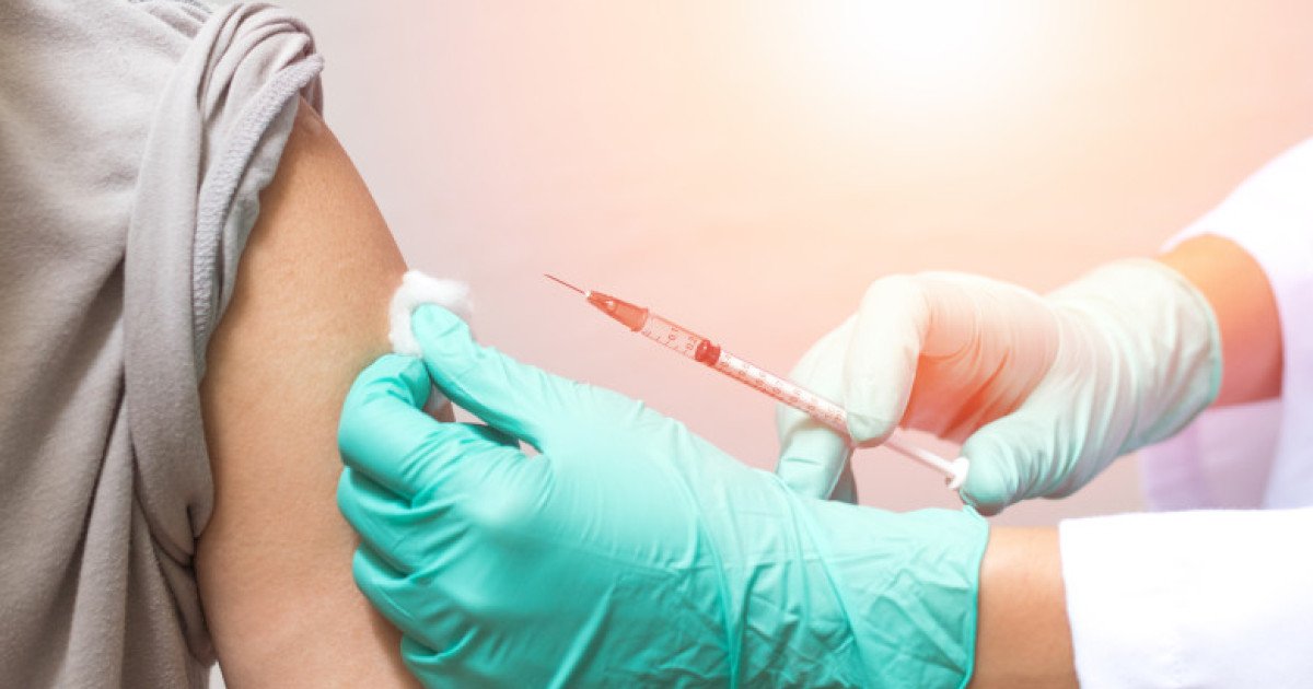 Rogobete: La 4 ani de la pandemie, încă vaccinăm intens