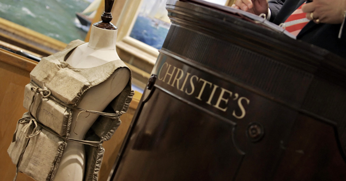 Vestă de salvare de pe Titanic, scoasă la licitație: O supraviețuitoare a vândut-o