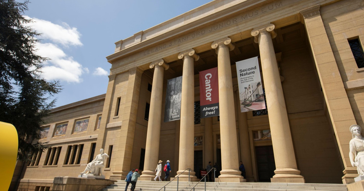 Rusia, război total cu Occidentul: Stanford, pe lista neagră. Închisoare pentru legături