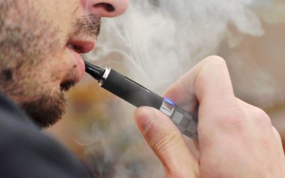 Vape-urile, interzise în spații publice închise: Proiect în Parlament