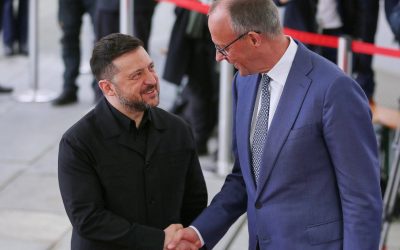 Zelenski: Ucraina poate dubla producția militară. Germania cumpără Patriot