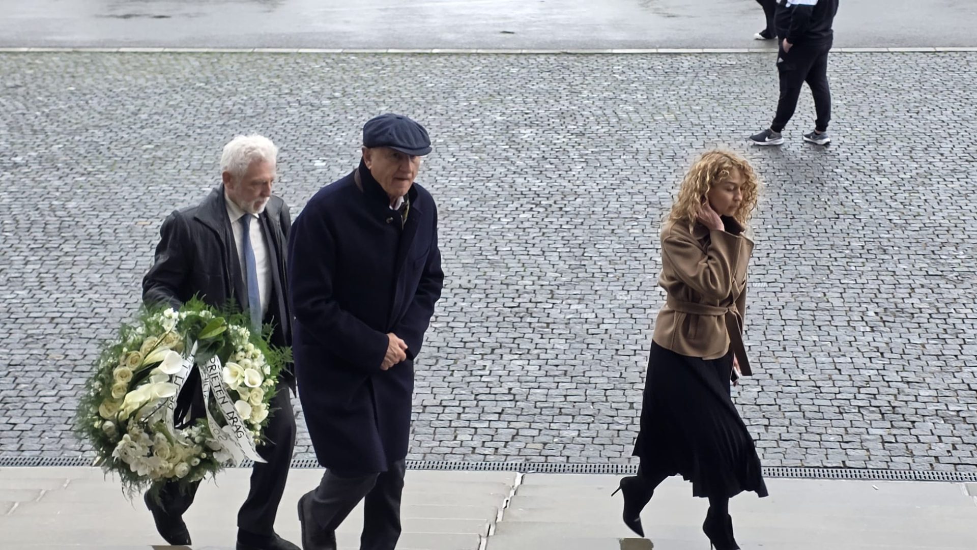 Copos, la ploaie pentru Lucescu: Omul de afaceri, omagiu emoționant