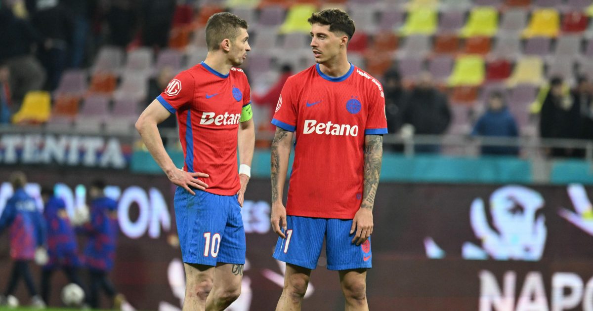 Accidentare GROAZNICĂ pentru un titular al lui Rădoi: A fost scos de urgență de pe teren