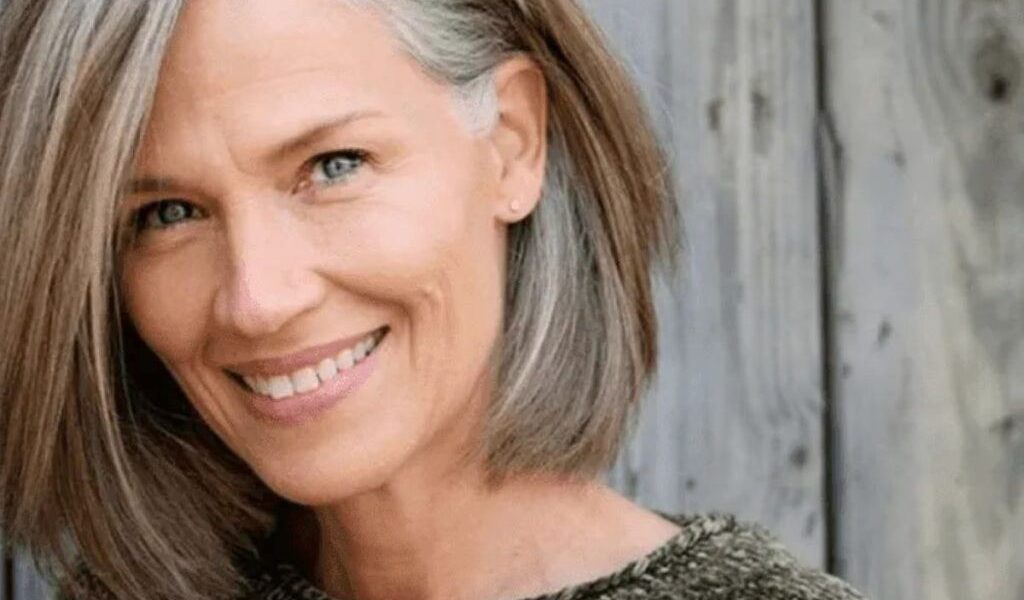 Adio fire albe? Revoluția care oprește îmbătrânirea părului e aici