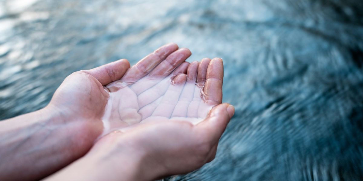 alergica-la-apa_shutterstock_Descopera-10.jpg - NewsFactor