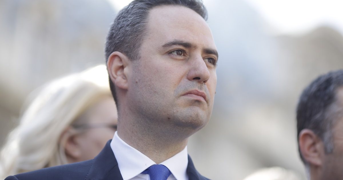 Ultima oră: Guvernul, împrumut record pe fondul crizei politice interne din România