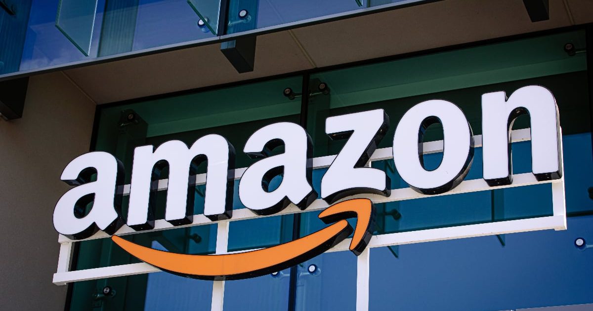 Amazon intră în lupta spațială: Cumpără Globalstar cu 11,57 miliarde $, rivalizând Starlink-ul lui Elon Musk