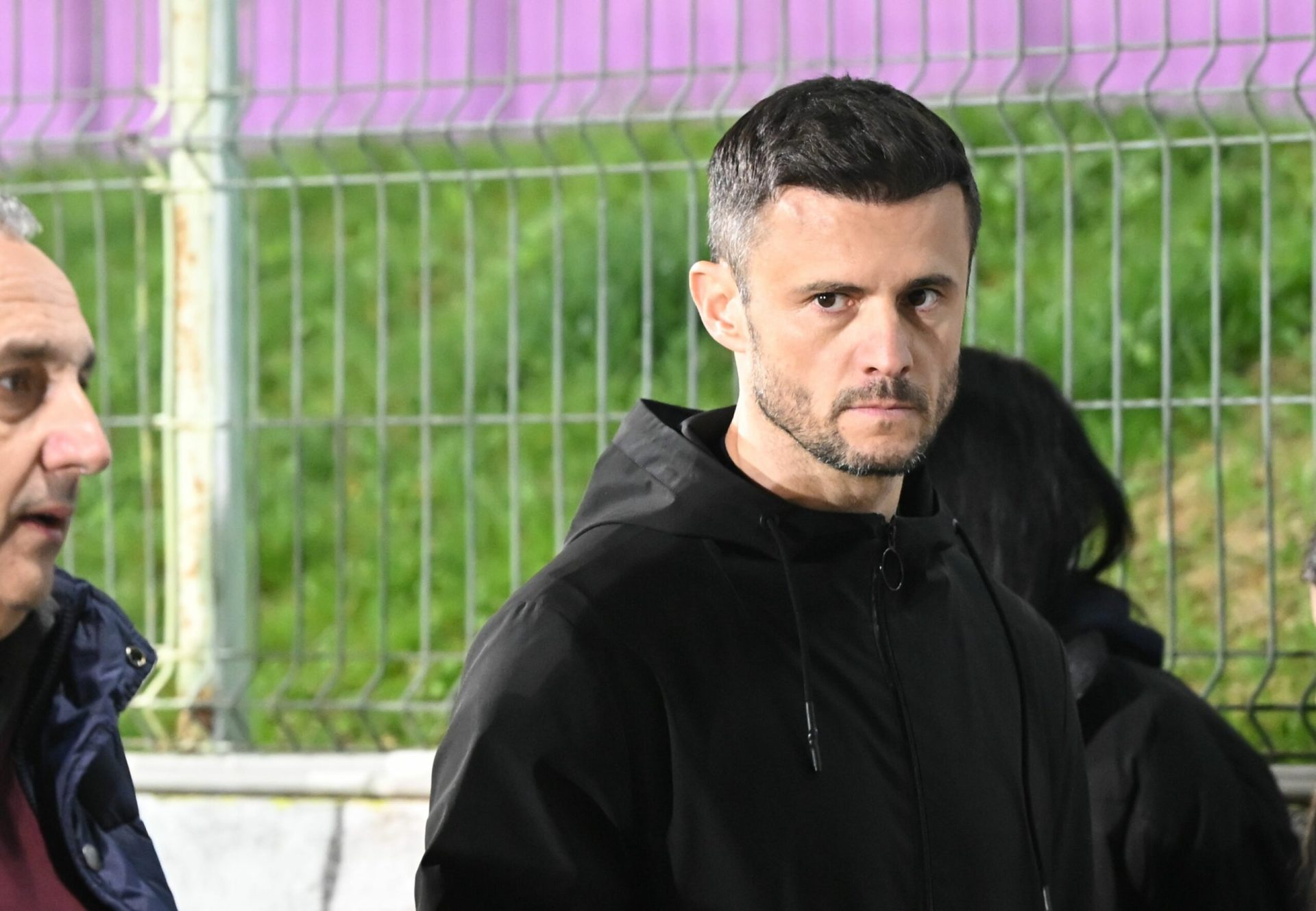 Dinamo, dezamăgită după remiza cu FC Argeș: Nicolescu critică jocul și pune presiune pe Kopic Pitești – Dinamo a obținut doar un punct în deplasarea de la Pitești, remizând cu FC Argeș, scor 1-1, în etapa a treia a play-off-ului Superligii