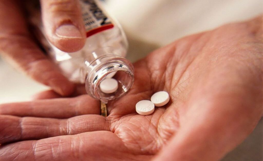 Un medicament banal, din casa oricui, reduce RISCUL de cancer – studiul medicilor