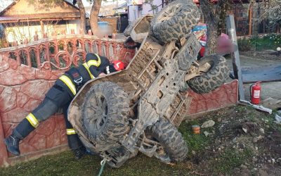 Accident de Paște: ATV răsturnat pe gard, spectacol neașteptat în România