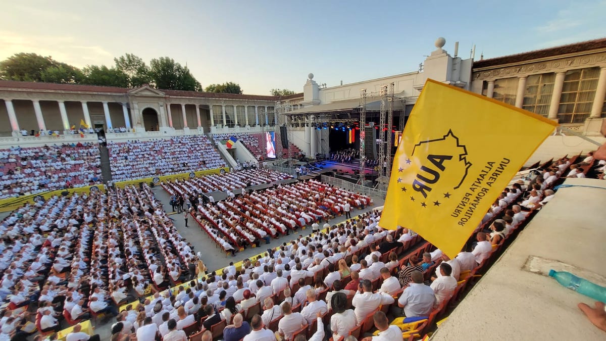 Un articol de presă: Procurorii au trimis în judecată trei bărbați acuzați de viol într-un dosar legat de un eveniment AUR din 2023