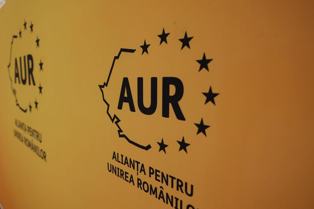 Partidul AUR refuză orice colaborare cu guvernul sau partidele din coaliție Partidul AUR, formațiune politică de opoziție cu o orientare considerată de extremă-dreapta, a exclus categoric orice formă de susținere a unui guvern minoritar sau colaborare cu partidele aflate la guvernare