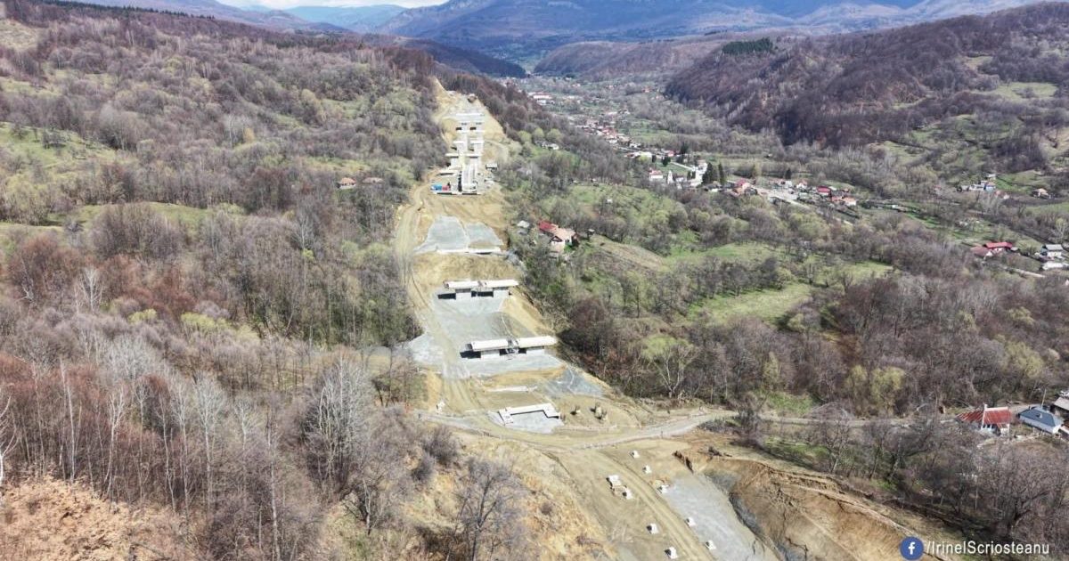 Autostrada prin Carpați: „Cârtița” TBM forează Tunelul Poiana, 13,5% progres pe Cornetu–Tigveni