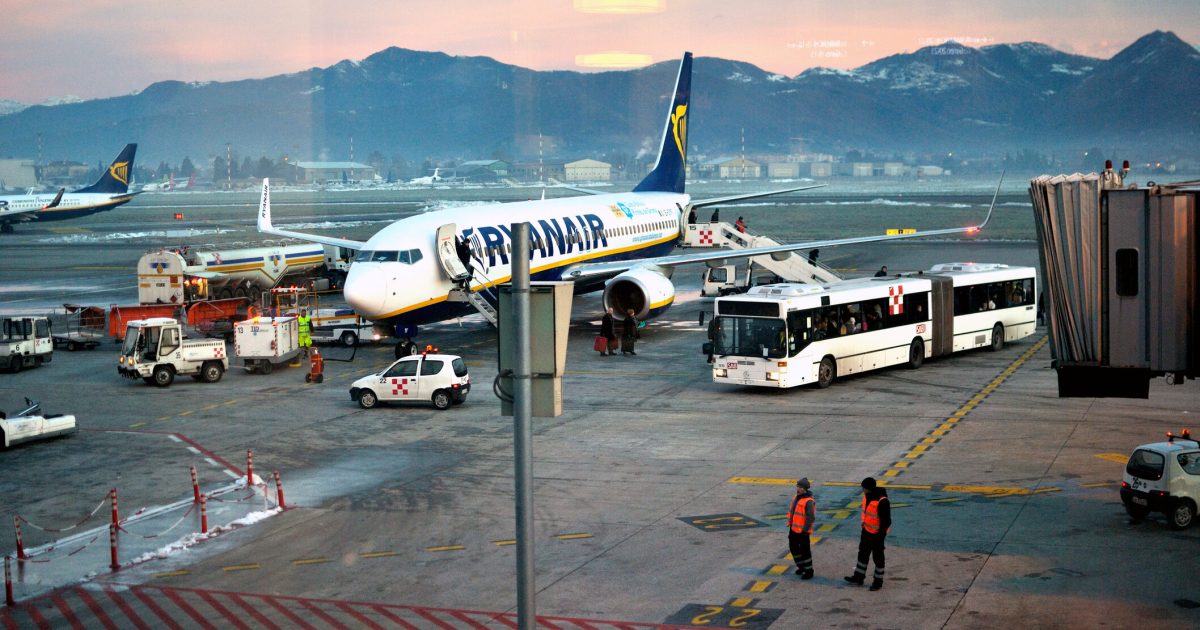 UE, plan de urgență pentru aviație: Criza anulărilor de zboruri, evitată?