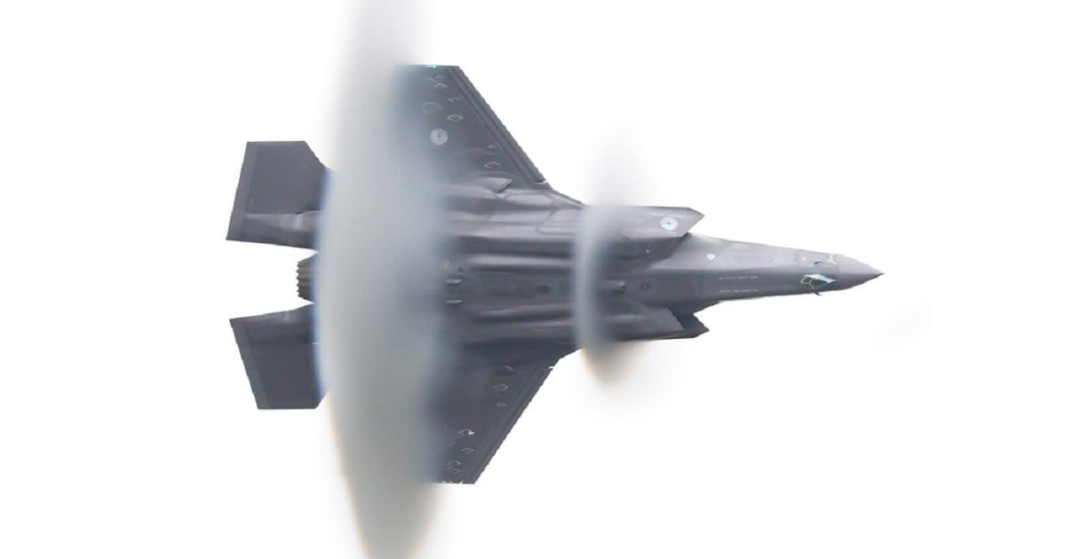 Ce este boom-ul sonic? Explozia de sunet care sfidează bariera vitezei