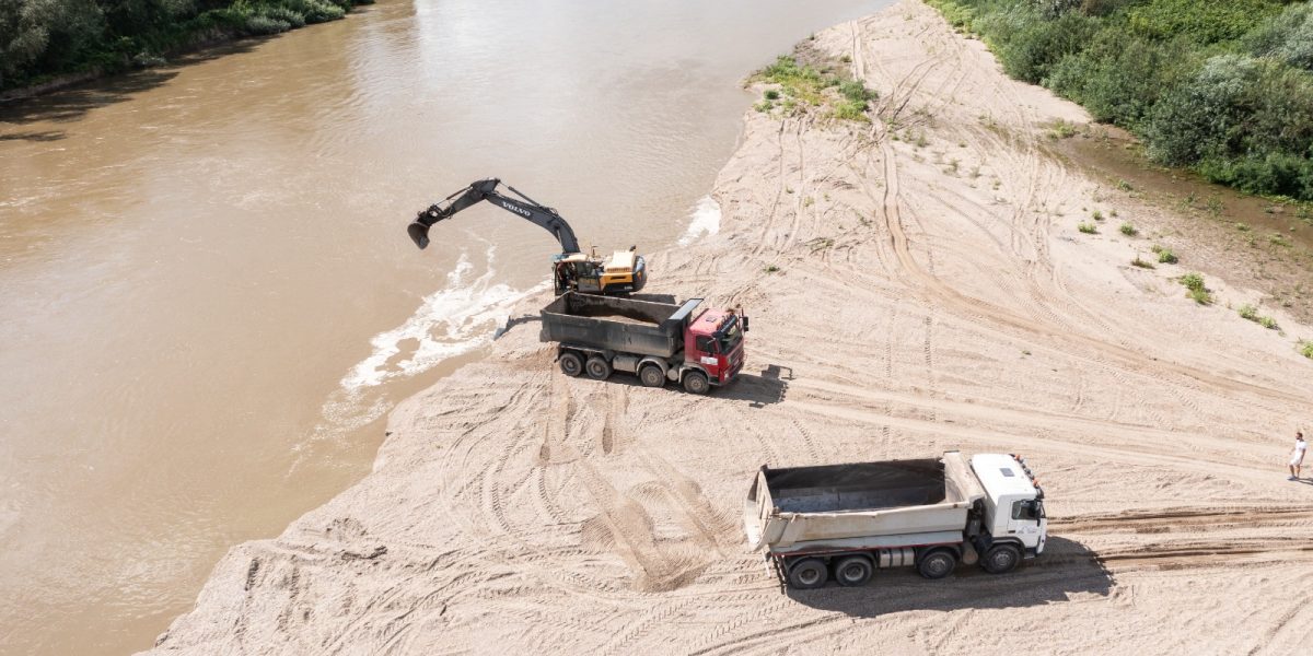 Greșeli URIAȘE la Apele Române: Ce au găsit inspectorii