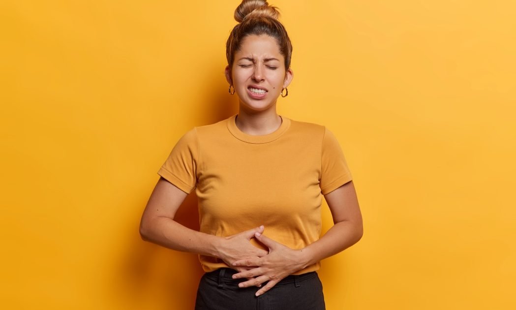 Poți scăpa de balonare după masă: Sfaturi utile de la specialiști