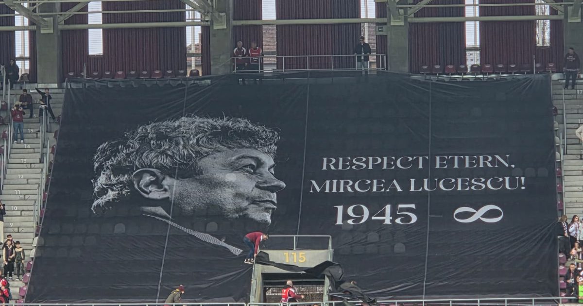 Omagiu pentru Mircea Lucescu, înainte de meciul Rapidului