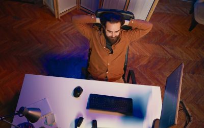 Bărbații inteligenți, mai liberali: Ce arată studiul despre gândire și politică