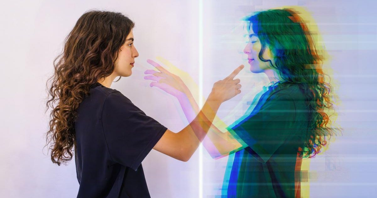 Geamănul digital te face „super-angajat”? BBC dezvăluie viitorul muncii