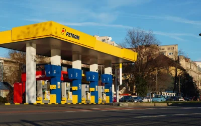 Benzină și motorină mai ieftine în România de Vinerea Mare. Cât plătești la pompă?